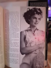 The Angel of Beauty: The Story of Dr. Erno Laszlo by Diana Lewis Jewell