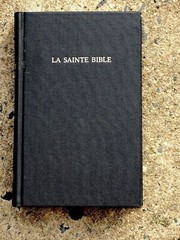 French Bible, La Sainte Bible – Segond 1910 Black Hardcover, Handheld Red Letter