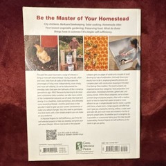 Cool Springs Press Practical Projects for Self-Sufficiency Paperback 2014