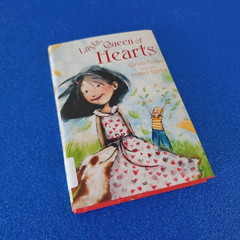 LAYLA, QUEEN OF HEARTS HARDCOVER AUSTRALIAN FAMILY LIFE FICTION FREE SHIPPING