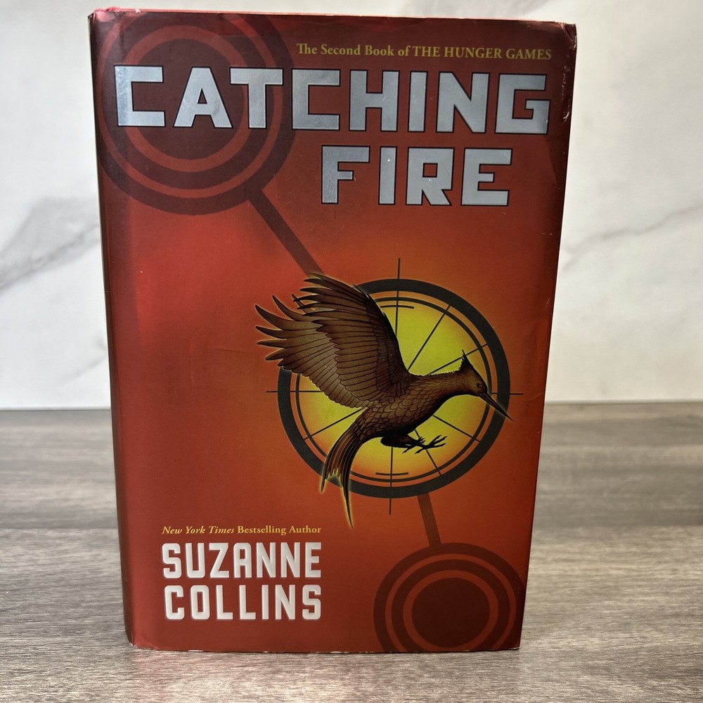 The Hunger Games Ser: Catching Fire (Hardcover 2009 Book Two) by Suzanne Collins