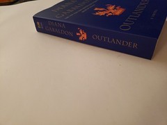 Outlander Ser.: Outlander : A Novel by Diana Gabaldon (1998, Trade Paperback)