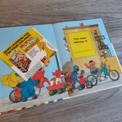 Animals Animals On My Way with Sesame Street Volume 4 1989 CTW Funk Wagnalls
