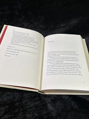 Spark Joy: Art of Organizing and Tidying Up – Marie Kondo – 2016 illust h/c