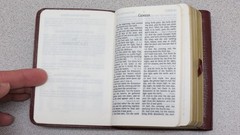 Holy Bible KJV Holman 1989 – Bonded Leather – Button Snap – Burgundy Verse Ref