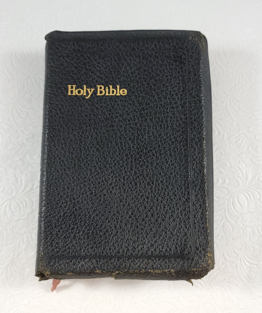 Holy Bible Pronouncing National Bible Press Undated Leather Authorized KJV