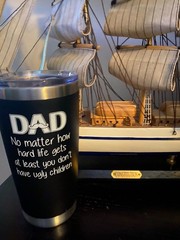 Leak-Proof 20 Oz Stainless Steel Tumbler – Perfect for Dads Who Love Drinks