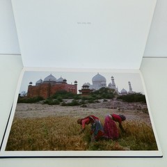 South Southeast by Steve McCurry 2000 HC DJ SIGNED Asia Photography Oversized