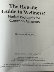 The Holistic Guide to Wellness by Nicole Apelian English Paperback Book