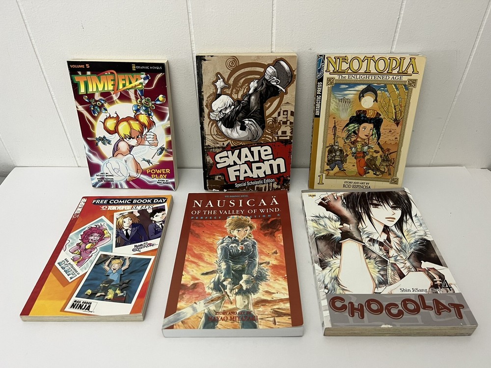 MANGA Lot of 6 Comics YA Books Graphic Novels Chocolat, Neotopia, Skate Farm