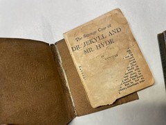 Little Leather Library: A Christmas Carol & Dr Jekyl and Mr Hyde.