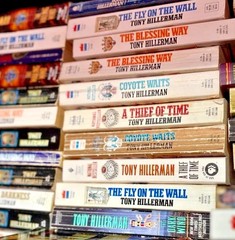 Tony Hillerman Paperback Books Choose Your Book Leaphorn Chee Mystery Thriller