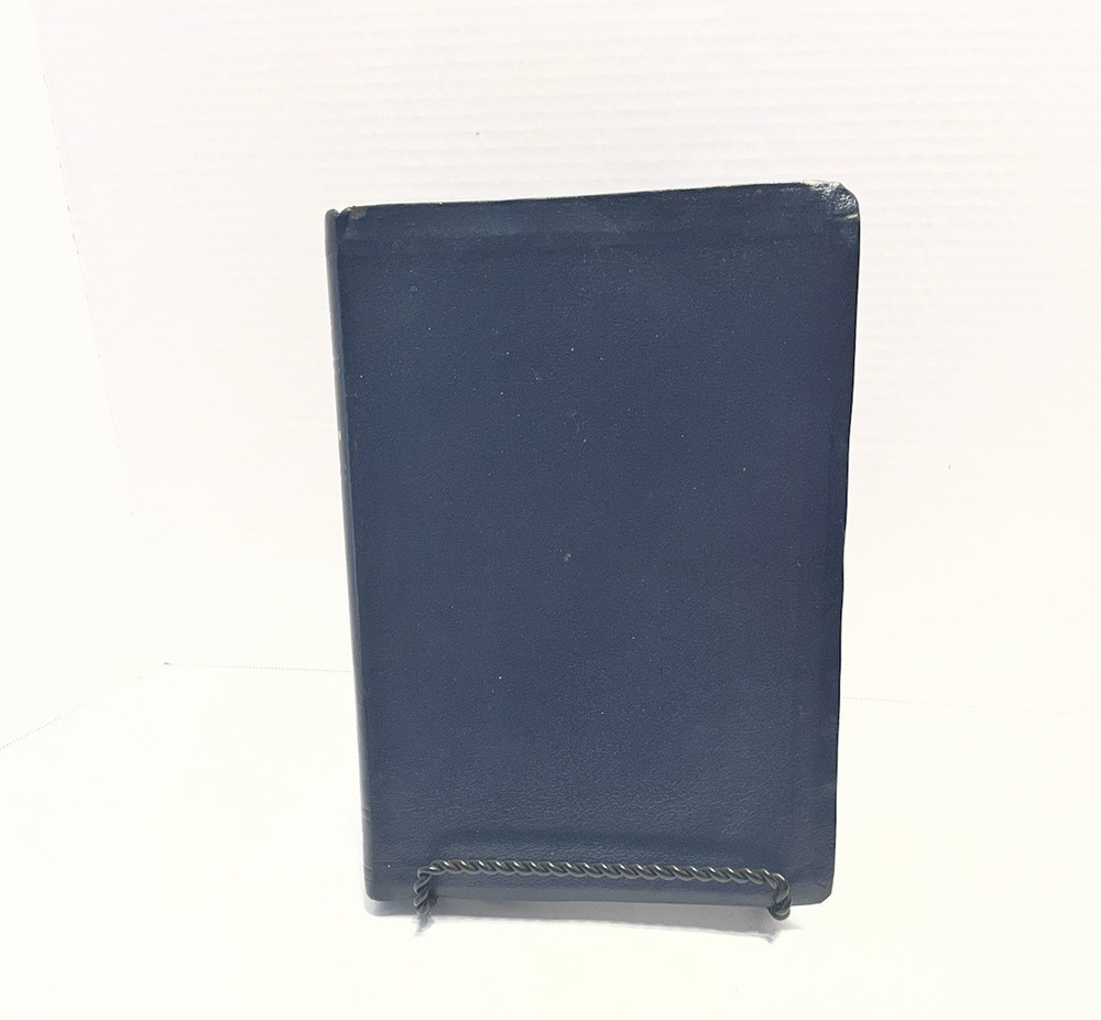 Premium Slimline Reference Bible NLT, Lg Print Bonded Leather TYNDALE