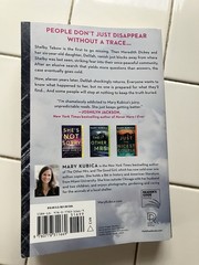 Local Woman Missing : A Novel of Domestic Suspense by Mary Kubica paperback