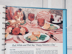 Betty Crocker Hostess cookbook 1970 illustrated & photos 168 pages variety menus