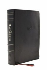 ESV, MacArthur Study Bible, Black Leathersoft: Unleashing God’s Truth One Verse