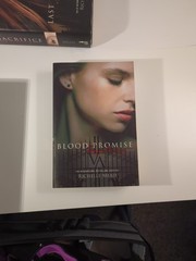 Vampire Academy Book Set 1-4, 6 Richelle Mead Paperback & Hardcover, Romance