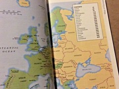 EUROPE TRAVEL BOOK 576 PAGES 19 EDITION