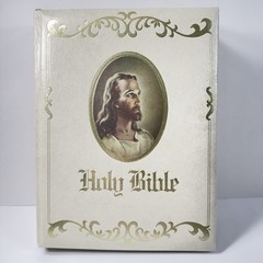 Holy Bible King James Family Keepsake Edition Red Letter Regency 1978 11.5”X8.5”