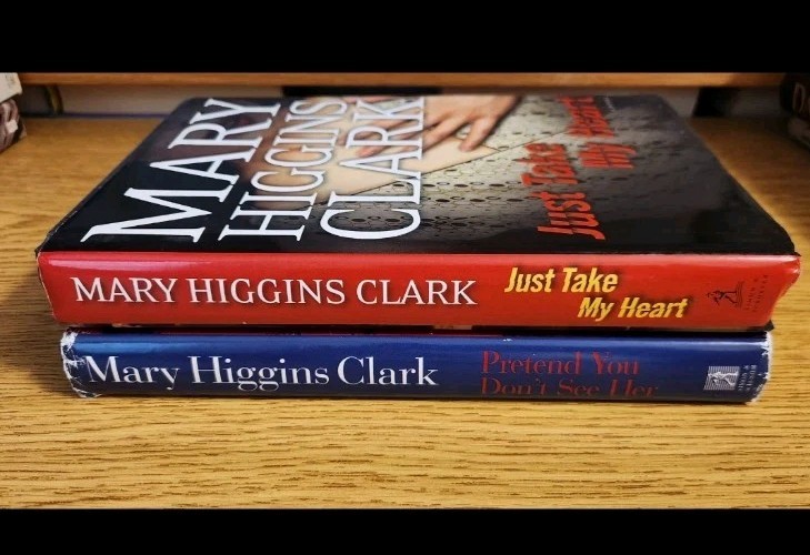 Mary Higgins Clark Lot Of 2 Mystery Suspense Thriller Hardcover Books