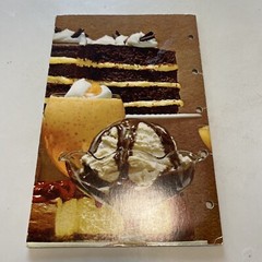 Jell-O Sweet Moment Desserts Recipe Booklet 1965 Softcover 44 Pages VG
