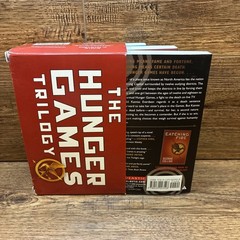 The Hunger Games Trilogy: The Hunger Games / Catching Fire / Mockingjay, Collins