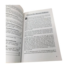 Contractors’ Guide to the Building Code REVISED Paperback Jack M. Hageman
