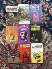 VTG SCI FI CLASSICS PAPERBACK LOT OF 9 60s 70s Wyndham Vonnegut Merritt Bradbury