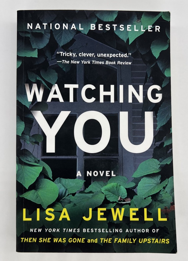 Watching You: A Novel -Jewell Lisa | Paperback | Good