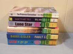 6 COZY MYSTERIES – LARGE PRINT – Different Authors -ex-lib trade PBs FREE SHIP