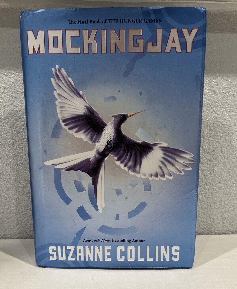 Mockingjay (The Hunger Games) – Hardcover By Suzanne Collins – GOOD