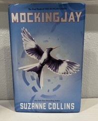 Mockingjay (The Hunger Games) – Hardcover By Suzanne Collins – GOOD