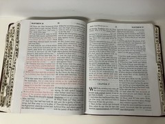 2001 Word of God Bible KJV Special Margin Edition Large Print Tabs GOOD