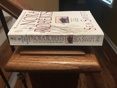 1998 „Sea Swept” Book by Nora Roberts – Used, 342 Pages, Paperback