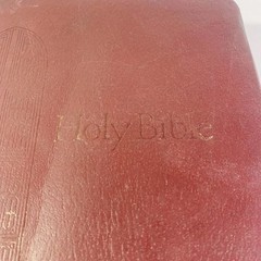 Holy Bible : Old and New Testament GIANT Print Edition Holman KJV 1990 Red Cover