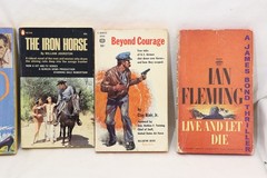Lot of 34 Vintage Paperbacks, 1960s / 1970s Copyrights, No Duplicates, B675