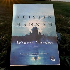 Winter Garden – A Novel – Paperback – by Kristin Hannah – GOOD – St. Martin’s