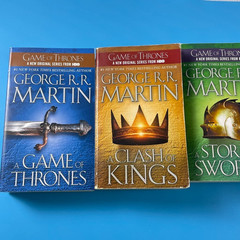 A Song of Ice and Fire 5 Books by George R.R. Martin – Bantam – Game of Thrones