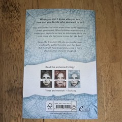 Slated Trilogy Shattered by Teri Terry Paperback 2014 Hachette YA Dystopian
