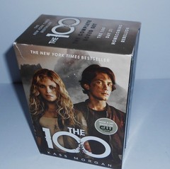 100 Complete Boxed Set by Kass Morgan (2017, Trade Paperback)