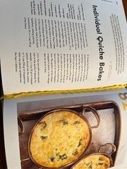 100 Morning Treats : With Muffins, Rolls, Biscuits, Sweet and Savory… New
