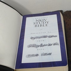 Nelson’s New King James Version 1997 Study Bible Black Bonded Leather #2885N