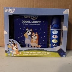 Bluey Oooh, Shiny! Interactive Book & 5-Sound Flashlight Set