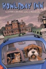 Howliday Inn (Bunnicula and Friends) – Paperback By Howe, James – GOOD