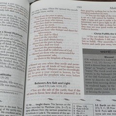 Nelson’s New King James Version 1997 Study Bible Black Bonded Leather #2885N