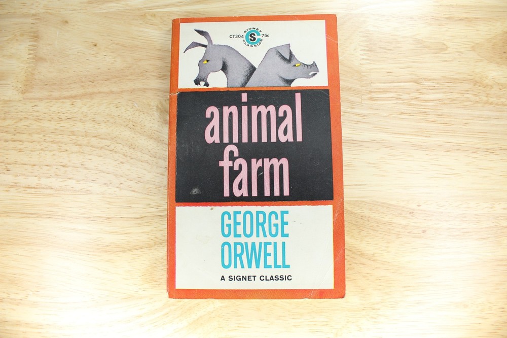 Animal Farm – George Orwell – Signet Classic – Paperback – 1946 – Good