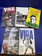 Lot of 5 Vtg Paperback Books MLB/ NFL/ NBA Vida Yaz Namath Lombardi Chamberlain