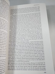 The Bible: King James Version with the Apocrypha (English)Edited by David Norton