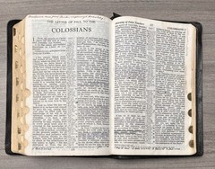 MOROCCO LEATHER Bible; RSV World 1962; Concordance; Thumb Indexed; Color Maps