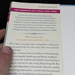Queen Charlotte: BY Julia Quinn & Shonda Rhimes 1st Ed 1st Printing Reverse HCDJ